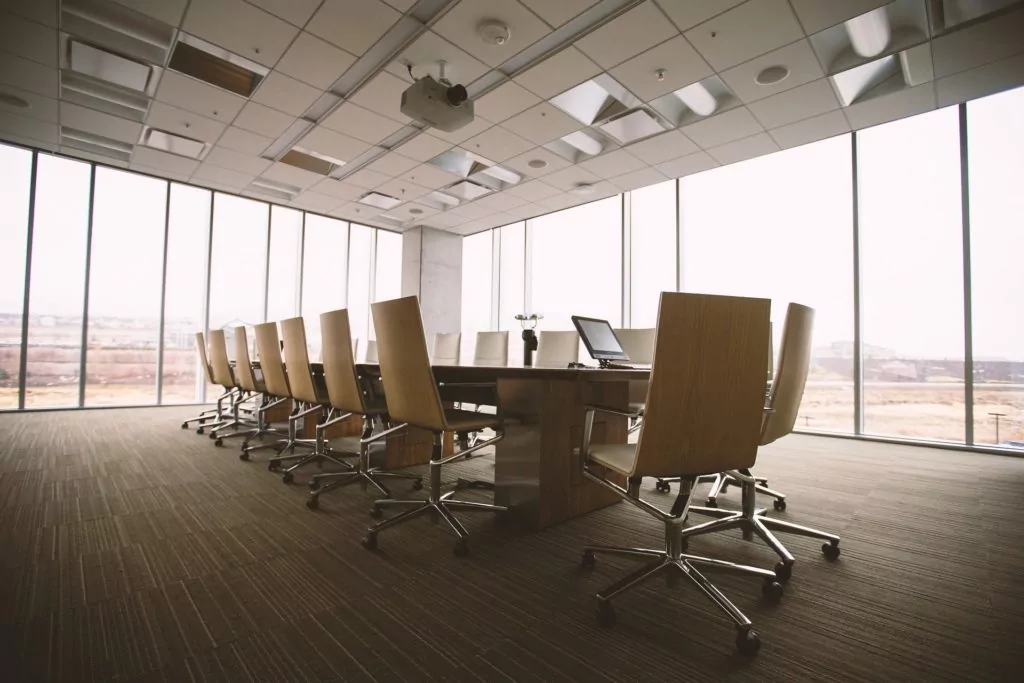 CEOs earn more than average worker’s annual salary after 3 days in the office featured image