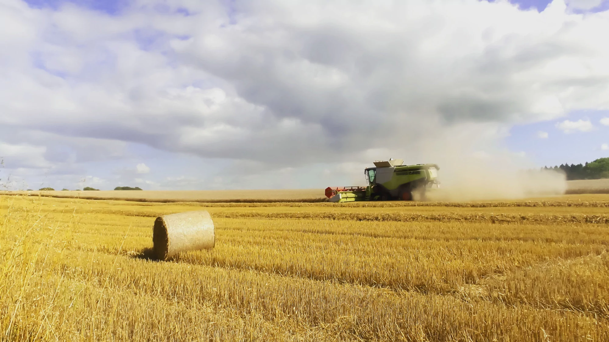 Farming field tractor