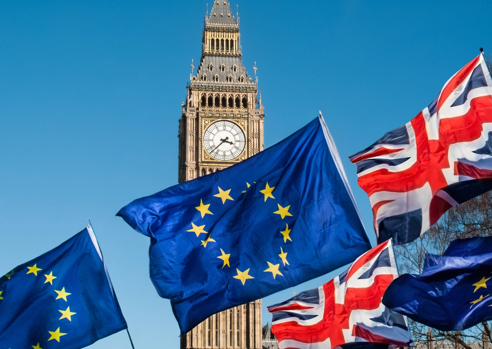 Government signposts post-Brexit changes to Working Time Regulations, non-compete clauses and TUPE featured image
