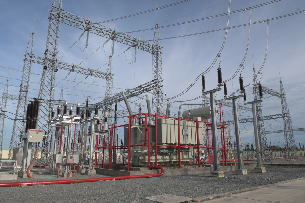 Image of high voltage power transformer.